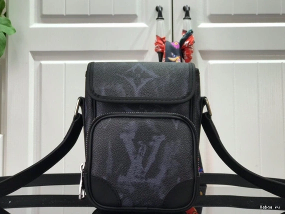 MESSENGER VUITTON LOUIS AMAZON NANO 0731